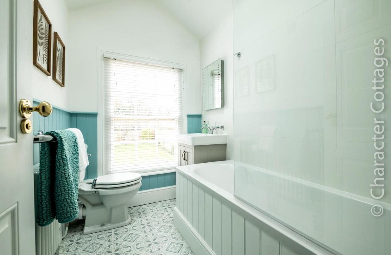 Holiday home Cotsall House